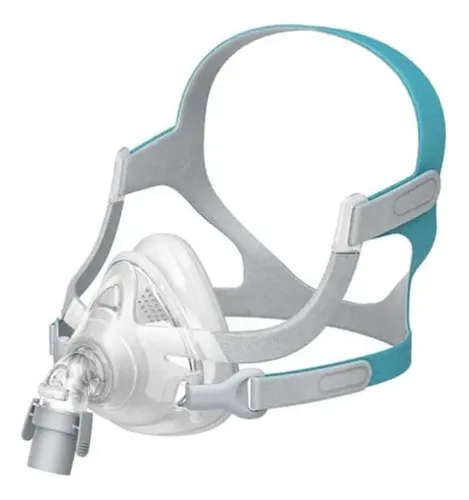Máscara CPAP con arnés, parte del embarque de equipos médicos